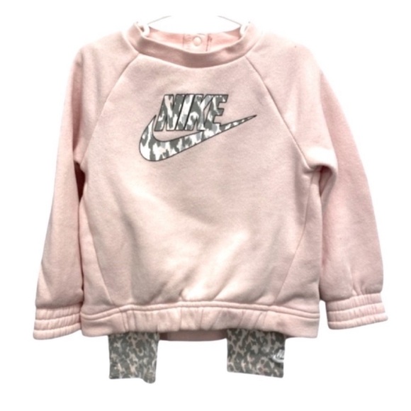 Nike Outfit - Picture 2 of 2